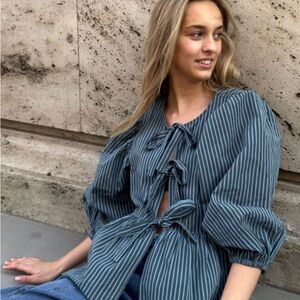 Cat Salvie Stripe Boii top. 100% cotton. Like new